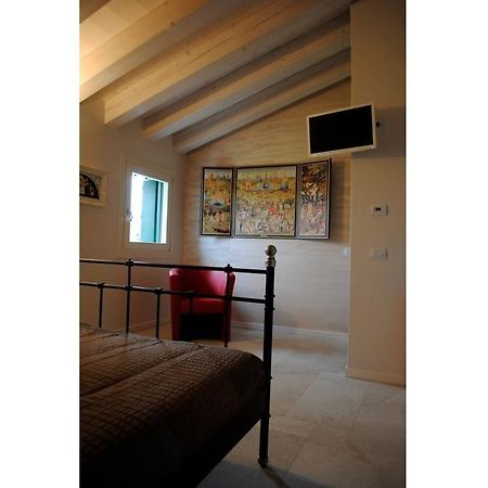 Bed And Breakfast Castello Villafranca di Verona Habitación foto