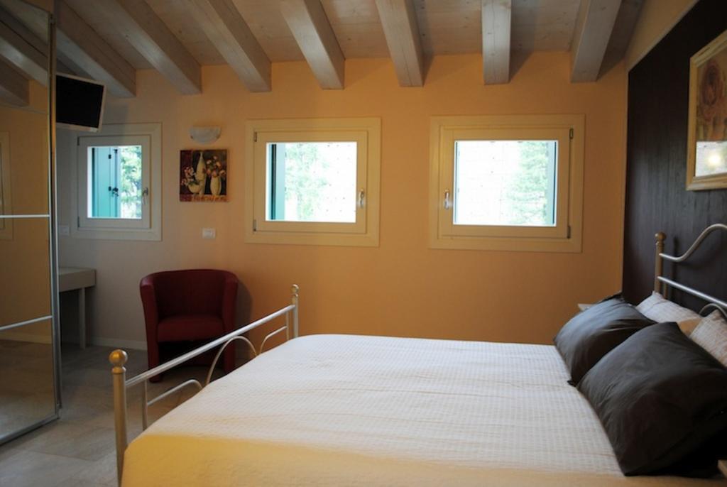 Bed And Breakfast Castello Villafranca di Verona Habitación foto