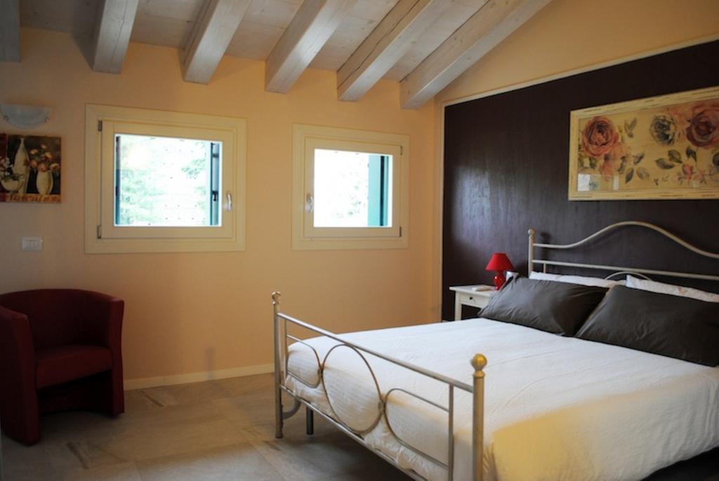 Bed And Breakfast Castello Villafranca di Verona Habitación foto