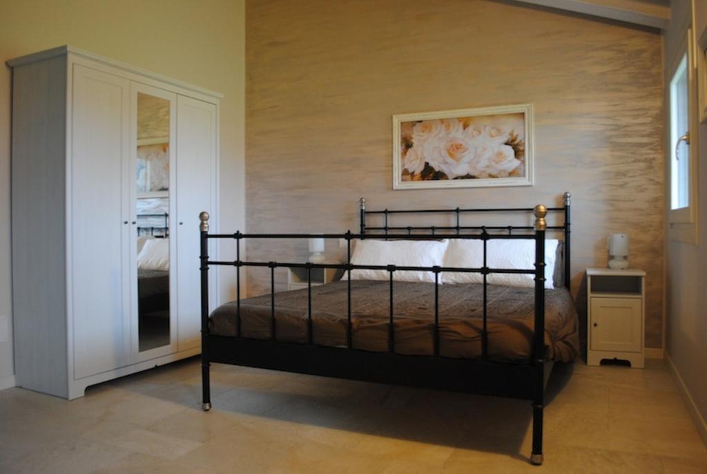 Bed And Breakfast Castello Villafranca di Verona Habitación foto